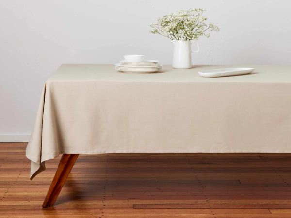 Maxwell & Williams Cotton Classics Rectangular Tablecloth 300x150cm Pebble