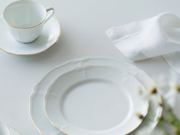 Noritake Princess Bouqet Gold Gravy with Saucer